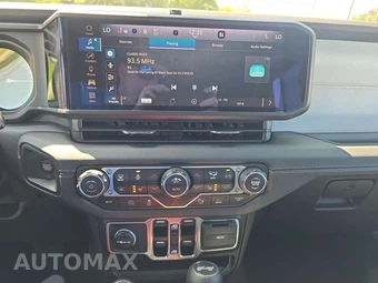 2025 Jeep Wrangler 4xe 4 Door Sahara - miniatura 10