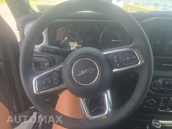 2025 Jeep Wrangler 4xe 4 Door Sahara - miniatura 10