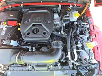 2025 Jeep Wrangler 4xe 4 Door Sahara - miniatura 18