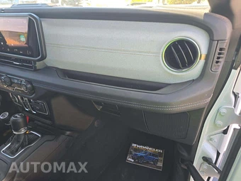 2025 Jeep Wrangler 4xe 4 Door Sahara - miniatura 16