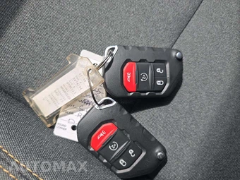 2025 Jeep Wrangler 4xe 4 Door Sahara - miniatura 5