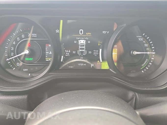 2025 Jeep Wrangler 4xe 4 Door Sahara - miniatura 6