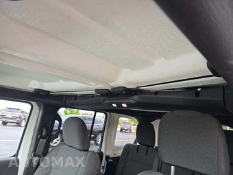 2025 Jeep Wrangler 4xe 4 Door Sahara - miniatura 8
