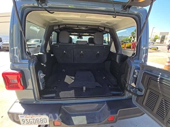 2025 Jeep Wrangler 4xe 4 Door Sahara - miniatura 11