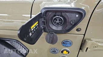 2025 Jeep Wrangler 4xe 4 Door Willys - miniatura 25