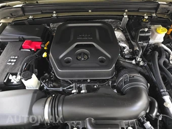 2025 Jeep Wrangler 4xe 4 Door Willys - miniatura 15