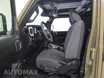 2025 Jeep Wrangler 4xe 4 Door Willys - miniatura 7