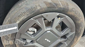2025 Kia Carnival Hybrid MPV EX 121.7" WB - miniatura 24