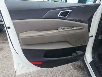 2025 Kia Carnival Hybrid MPV SX 121.7" WB - miniatura 9