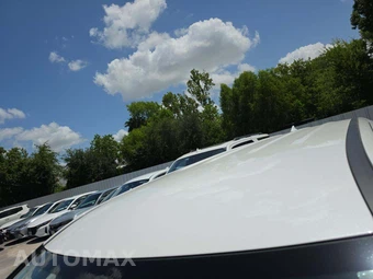 2025 Kia Carnival MPV LX 121.7" WB - miniatura 12