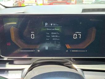 2025 Kia Carnival MPV LX 121.7" WB - miniatura 9
