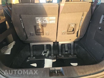 2025 Kia Carnival MPV LXS 121.7" WB - miniatura 17