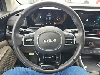 2025 Kia Carnival MPV LXS 121.7" WB - miniatura 10