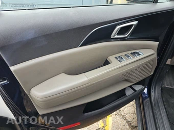 2025 Kia Carnival MPV LXS 121.7" WB - miniatura 9