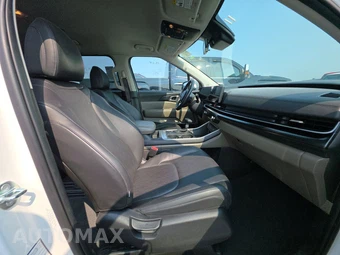 2025 Kia Carnival MPV LXS 121.7" WB - miniatura 8