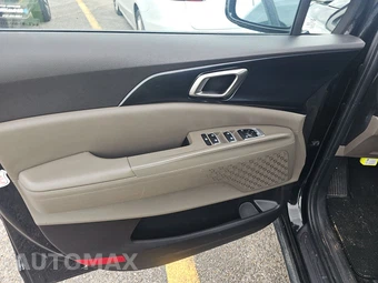 2025 Kia Carnival MPV LXS 121.7" WB - miniatura 9