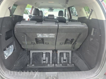 2025 Kia Carnival MPV LXS 121.7" WB - miniatura 17