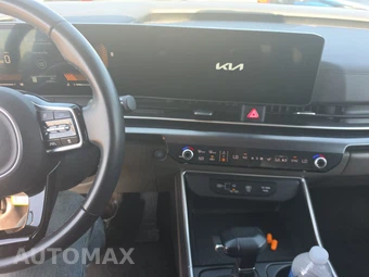 2025 Kia Carnival MPV LXS 121.7" WB - miniatura 11