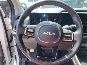 2025 Kia Carnival MPV LXS 121.7" WB - miniatura 10
