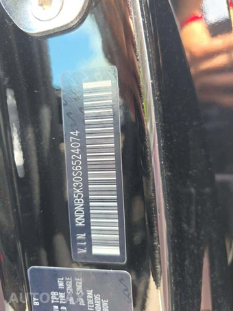 2025 Kia Carnival MPV LXS 121.7" WB - miniatura 5