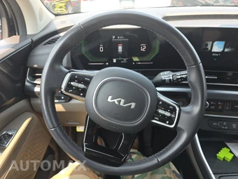 2025 Kia Carnival MPV LXS 121.7" WB - miniatura 10