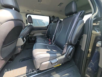 2025 Kia Carnival MPV LXS 121.7" WB - miniatura 13