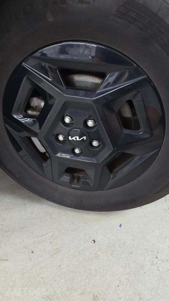 2025 Kia Carnival MPV LXS 121.7" WB - miniatura 24