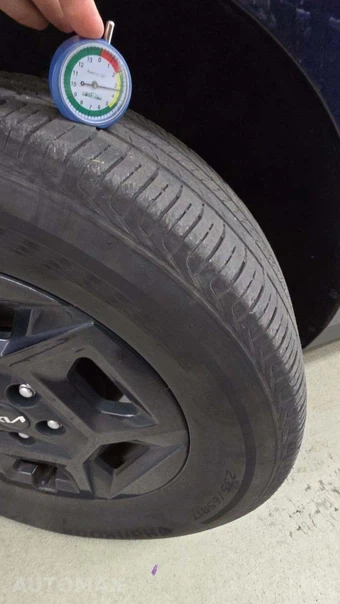 2025 Kia Carnival MPV LXS 121.7" WB - miniatura 26