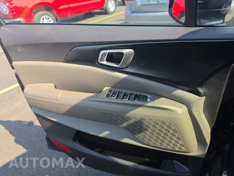 2025 Kia Carnival MPV LXS 121.7" WB - miniatura 9