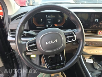 2025 Kia Carnival MPV LXS 121.7" WB - miniatura 10