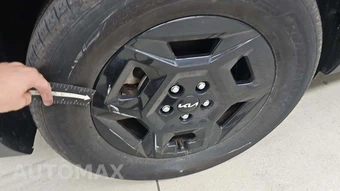 2025 Kia Carnival MPV LXS 121.7" WB - miniatura 27
