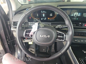 2025 Kia Carnival MPV LXS 121.7" WB - miniatura 10