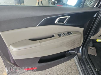 2025 Kia Carnival MPV LXS 121.7" WB - miniatura 9