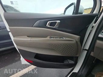 2025 Kia Carnival MPV LXS 121.7" WB - miniatura 9