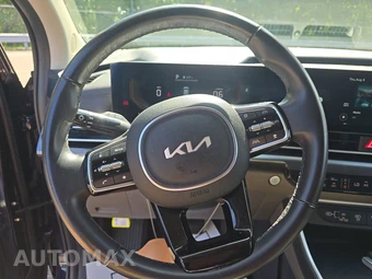 2025 Kia Carnival MPV LXS 121.7" WB - miniatura 10