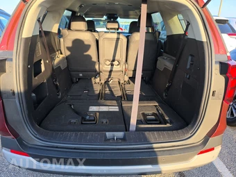 2025 Kia Carnival MPV LXS 121.7" WB - miniatura 17