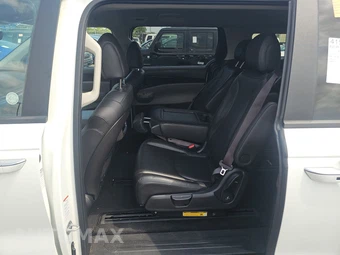 2025 Kia Carnival MPV LXS 121.7" WB - miniatura 13