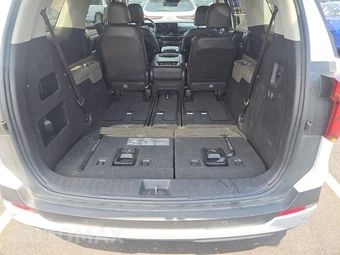 2025 Kia Carnival MPV LXS 121.7" WB - miniatura 17