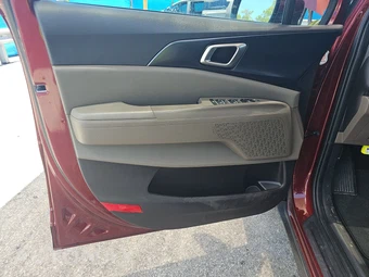 2025 Kia Carnival MPV LXS 121.7" WB - miniatura 9