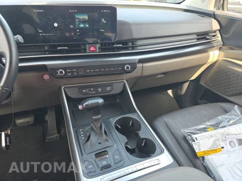 2025 Kia Carnival MPV LXS 121.7" WB - miniatura 11