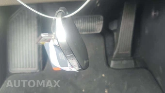 2025 Kia Carnival MPV LXS 121.7" WB - miniatura 20
