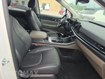 2025 Kia Carnival MPV LXS 121.7" WB - miniatura 8