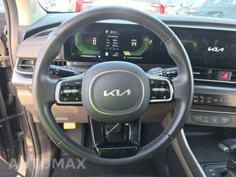 2025 Kia Carnival MPV LXS 121.7" WB - miniatura 10