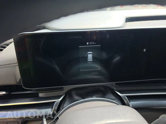 2025 Kia Carnival MPV LXS 121.7" WB - miniatura 12