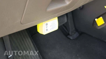 2025 Kia Carnival MPV LXS 121.7" WB - miniatura 21