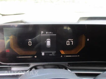 2025 Kia Carnival MPV LXS 121.7" WB - miniatura 8