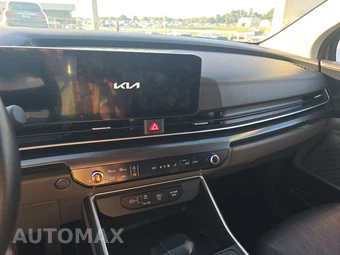 2025 Kia Carnival MPV LXS 121.7" WB - miniatura 11