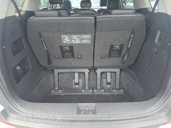 2025 Kia Carnival MPV LXS 121.7" WB - miniatura 17