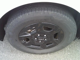 2025 Kia Carnival MPV LXS 121.7" WB - miniatura 27