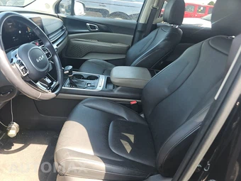 2025 Kia Carnival MPV LXS 121.7" WB - miniatura 7